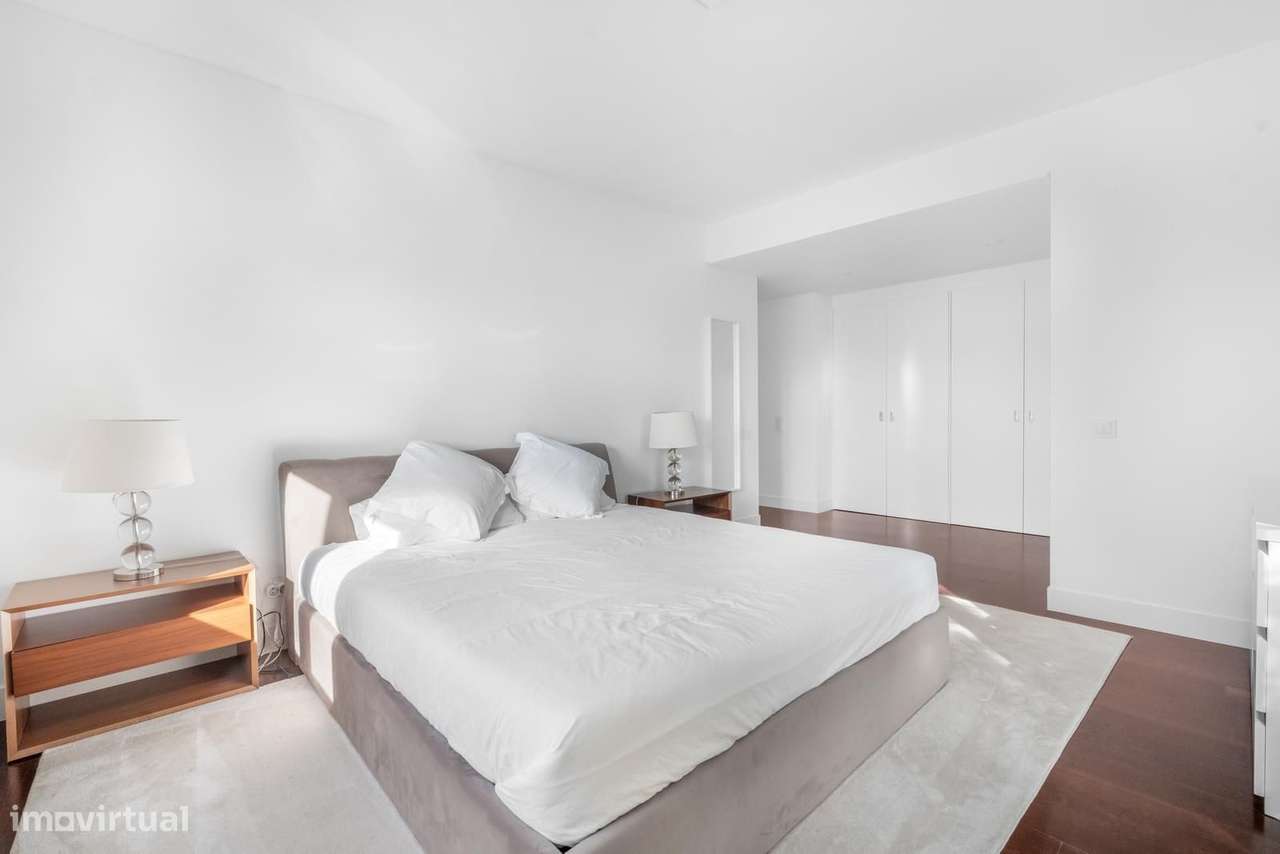 Apartamento T5 + 1 com piscina, Bairro da Martinha, Cascais-23