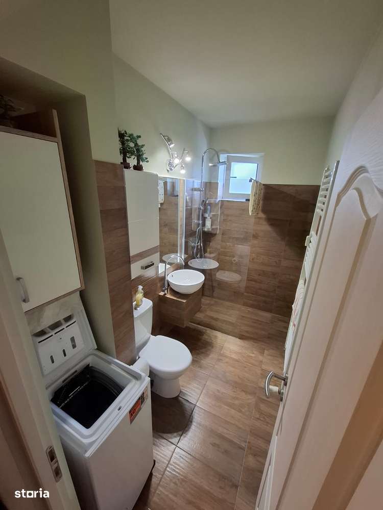 Apartament mobilat si utilat in centrul Orasului - Imagine principală: 5/8