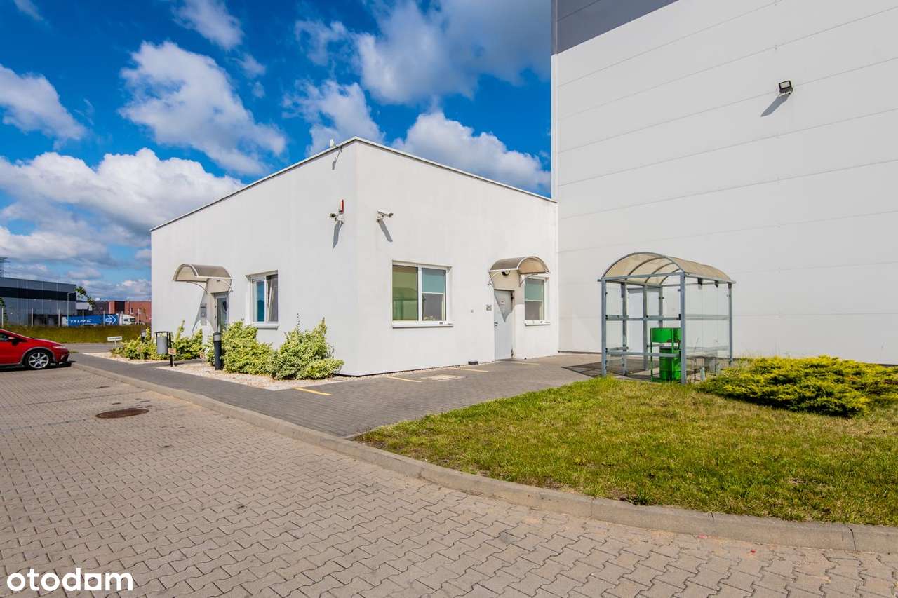 Hala magazynowo–chłodnicza z biurami + działka inwestycyjna-6