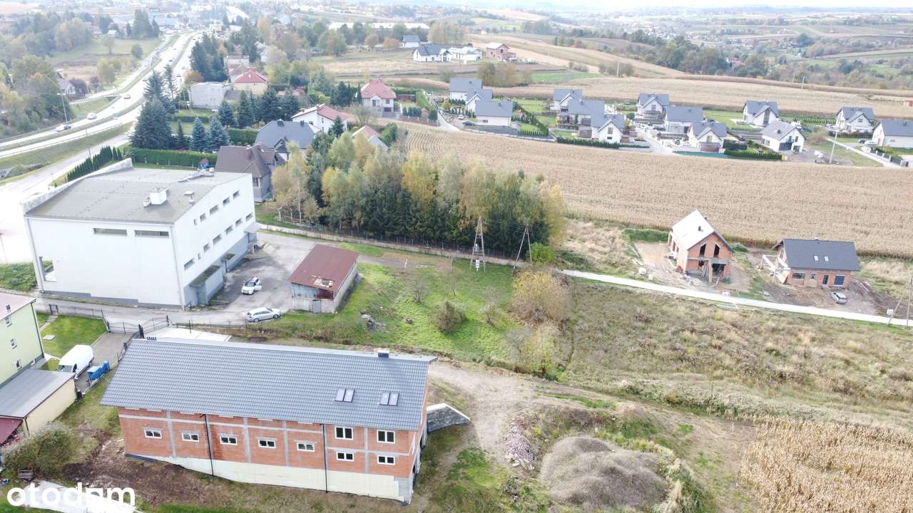 4 DZIAŁKI BUDOWLANE + BUDYNEK USŁUGOWY - HALA-7