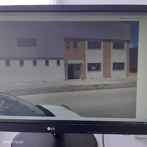 Arrenda-se Pavilhão - Grande imagem: 5/10