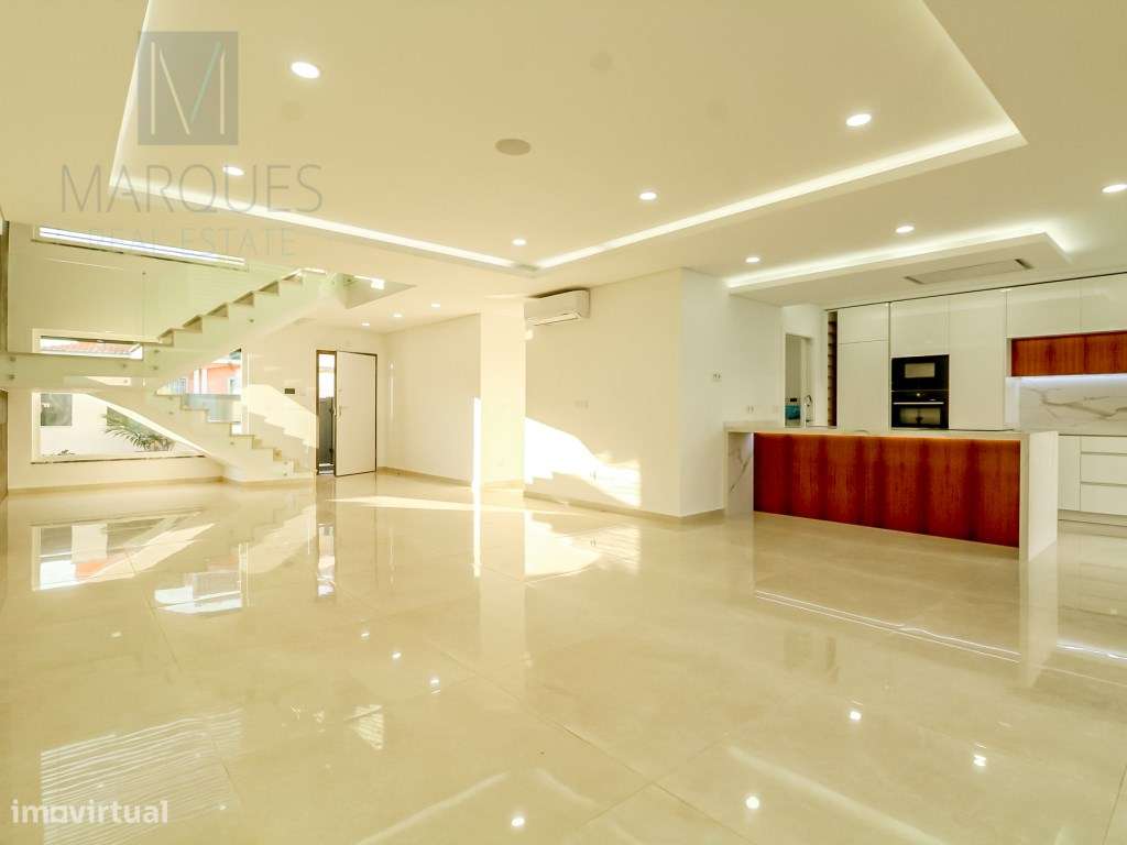 Moradia V4 com jardim e Piscina na Quinta de Valadares - Marisol - Grande imagem: 5/28