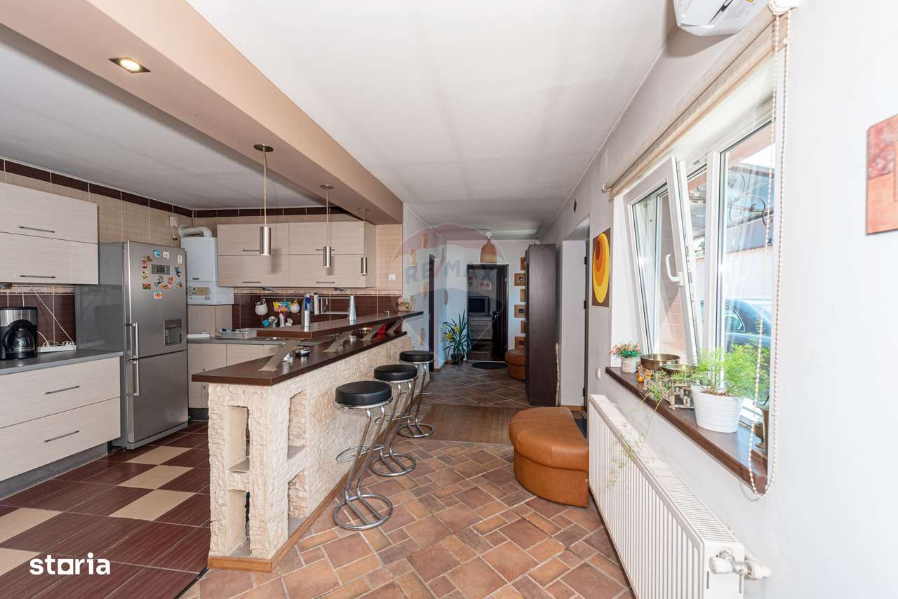 Casa de vanzare in Voluntari, 2 camere, mobilata, loc de parcare - Imagine principală: 2/20