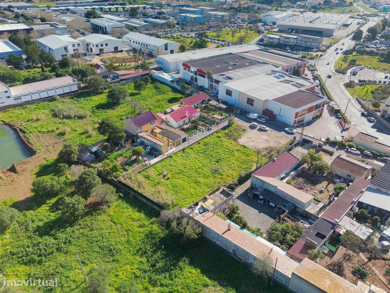Terreno em Alcoitão com projeto aprovado para 4 Armazéns - Grande imagem: 3/14