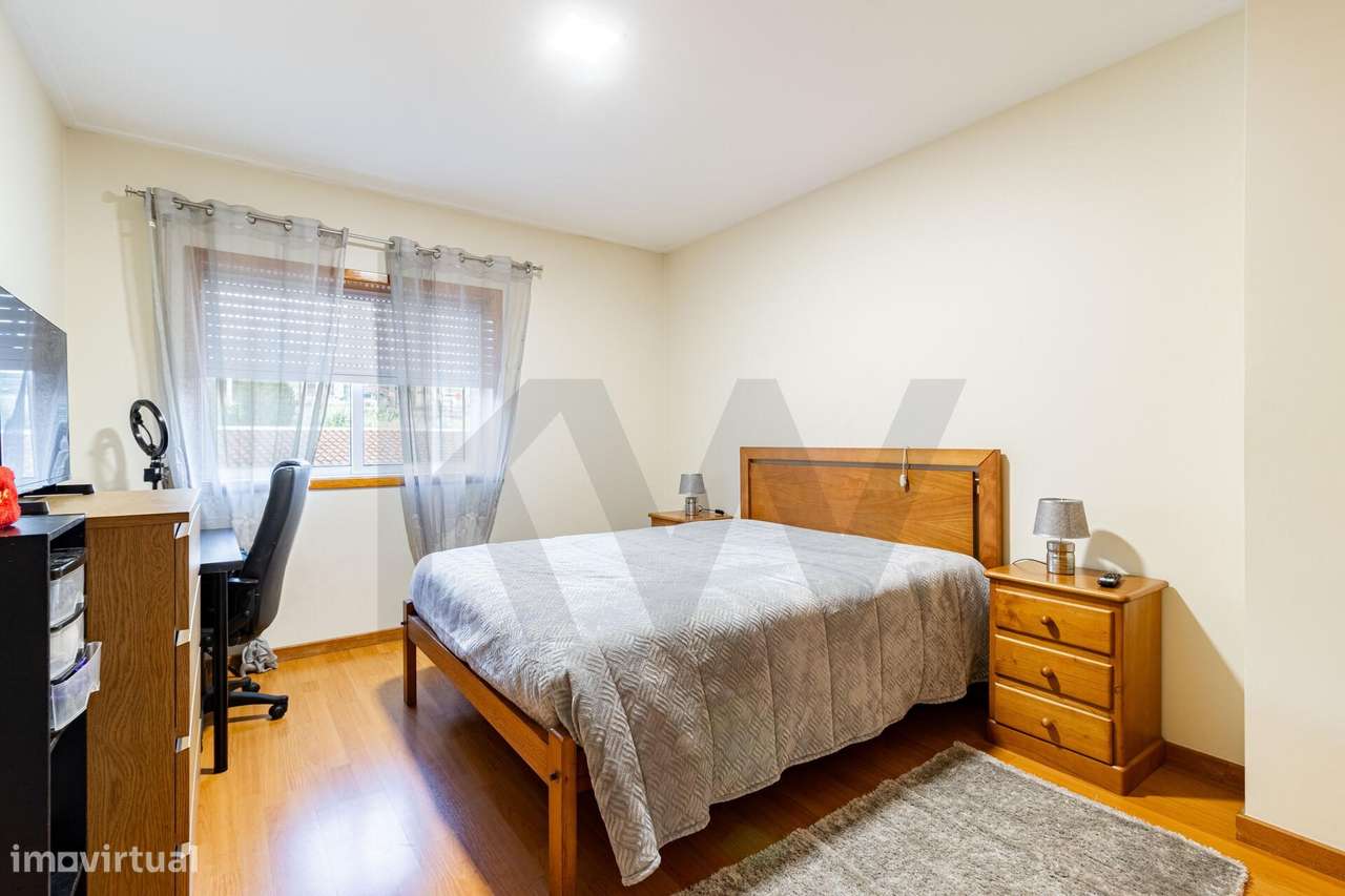 Apartamento T4 -Nogueira do Cravo – Oliveira de Azeméis!-12