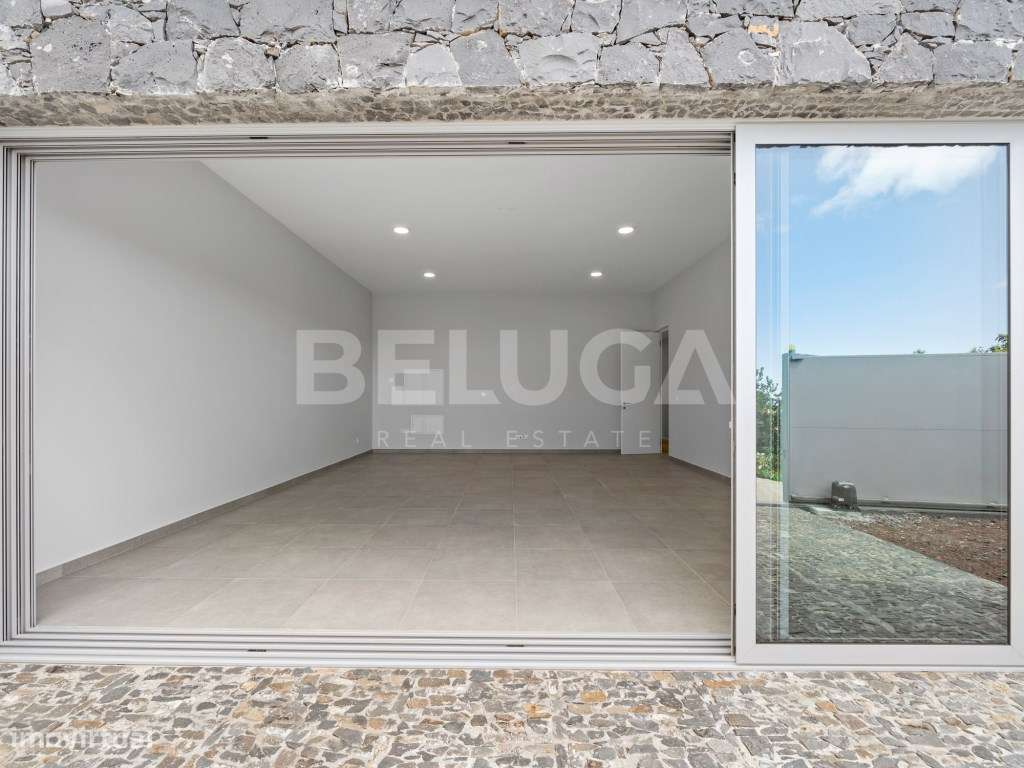 MORADIA T3+1 MINIMALISTA || ESTREITO DA CALHETA-13