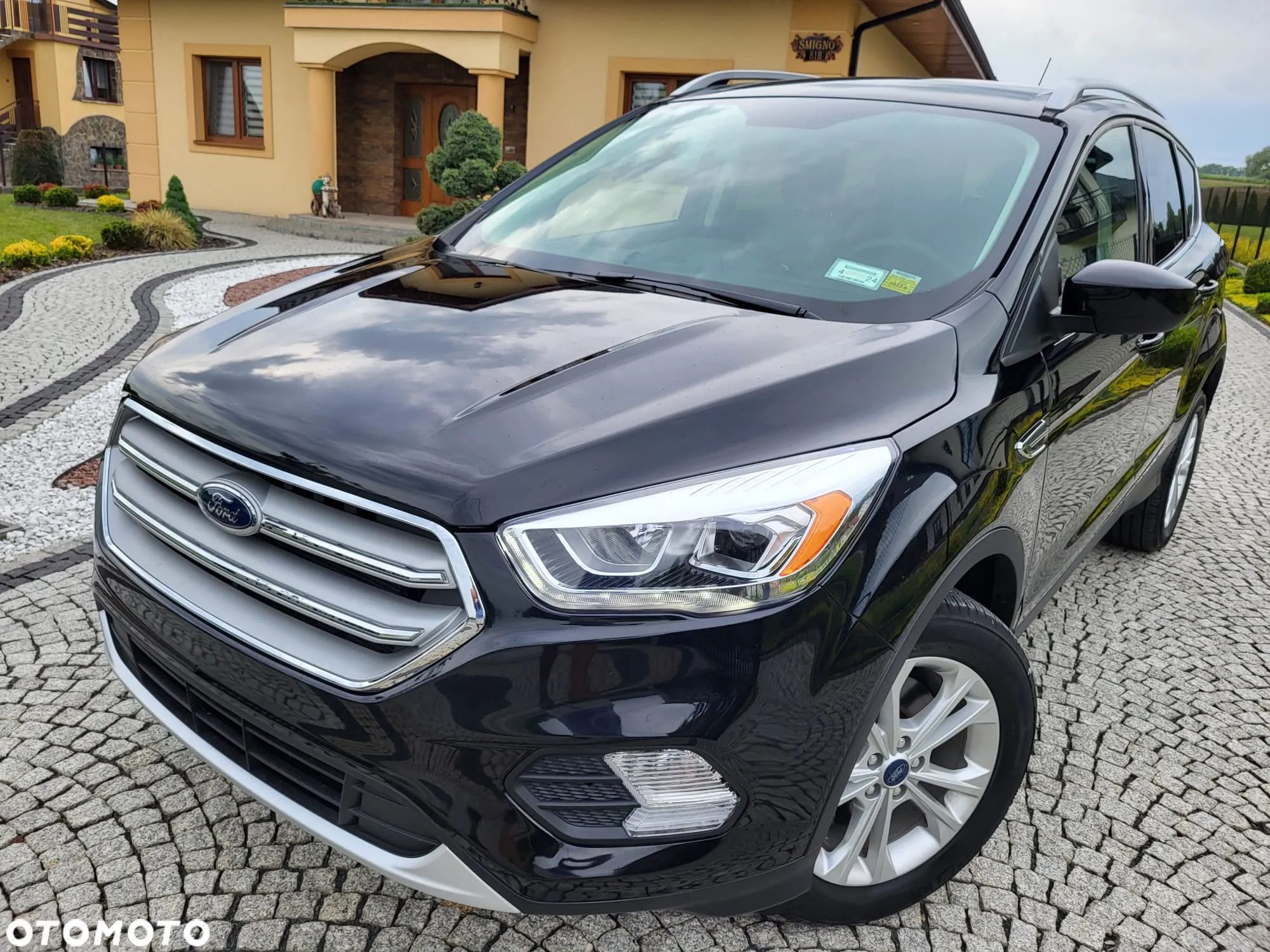 Ford Kuga 1.5 EcoBoost AWD Trend ASS - 1