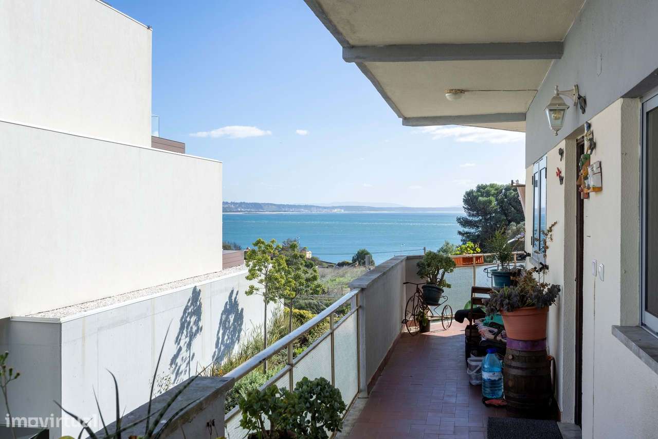 Apartamento T1 em Santo Amaro de Oeiras, Oeiras - Grande imagem: 2/20