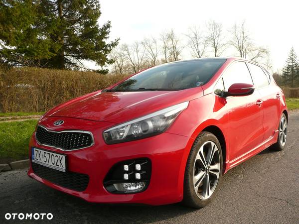 Kia Ceed 1.6 CRDi SCR GT-Line - 3