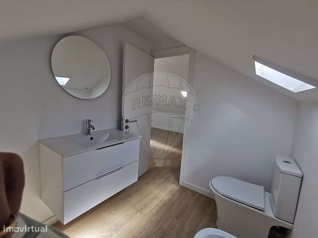 Moradia T2 para venda-12