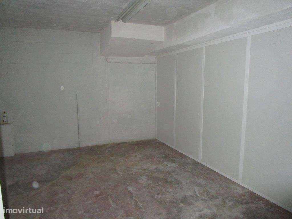 Loja no Dafundo - Grande imagem: 3/6