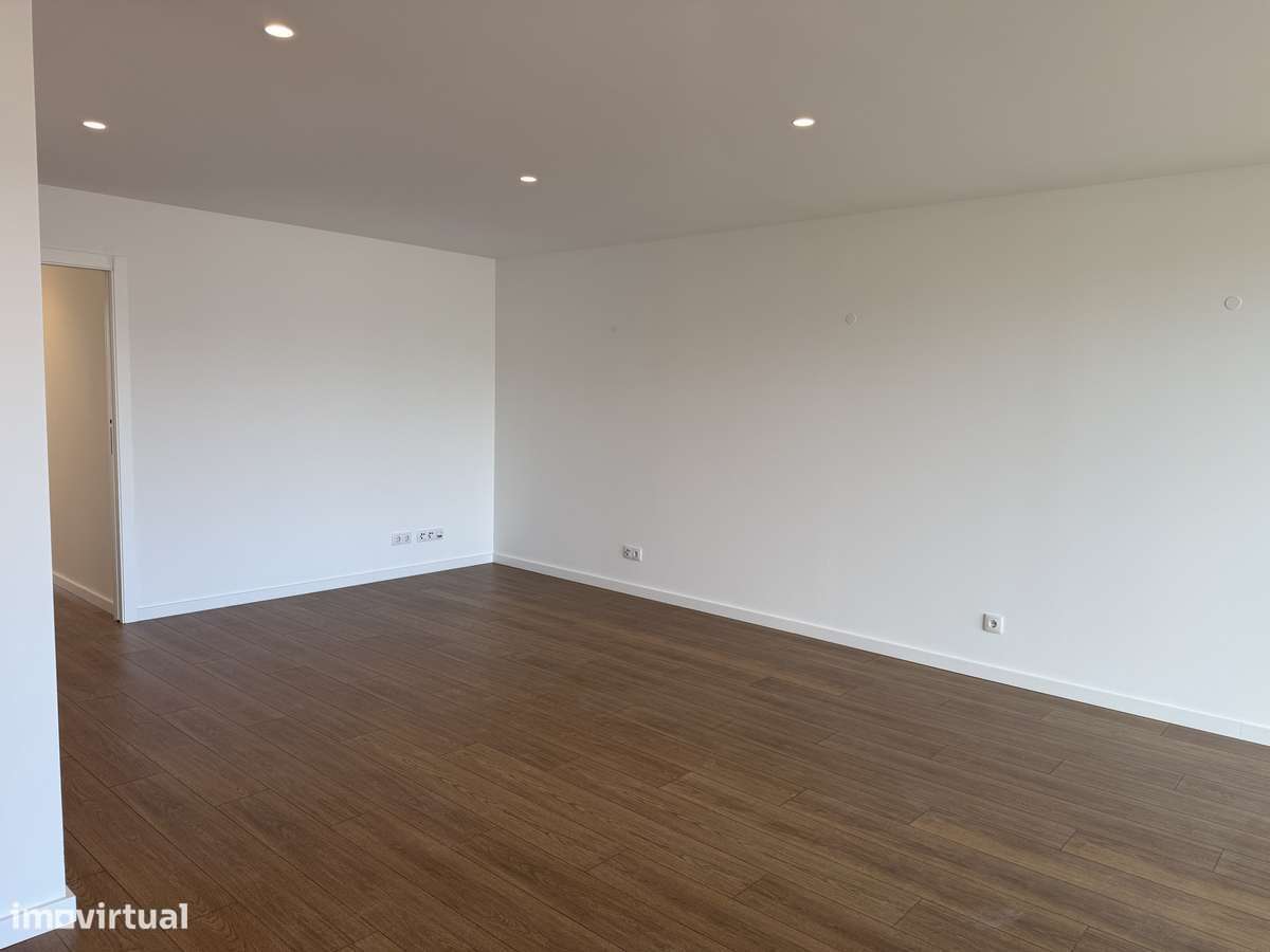 T2+1 Último andar piso único-23