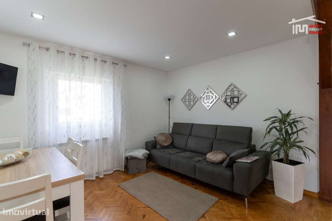 MORADIA T3 REMODELADA | ENTRADA DE FÁTIMA-11