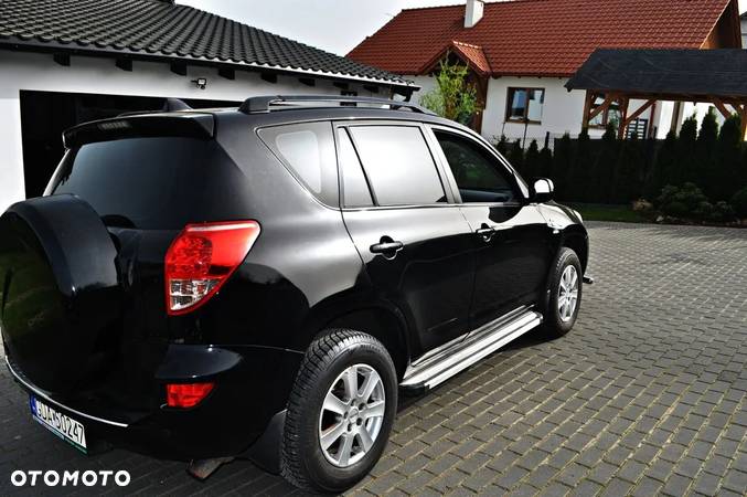 Toyota RAV4 2.2 D-4D Premium - 5