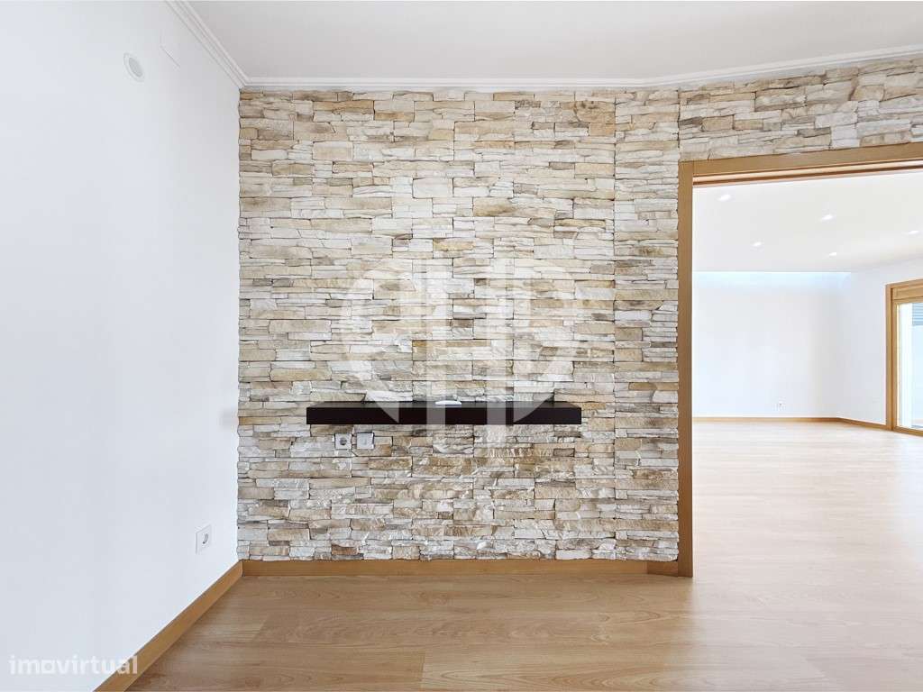 Apartamento T3 // Colinas do Cruzeiro-7