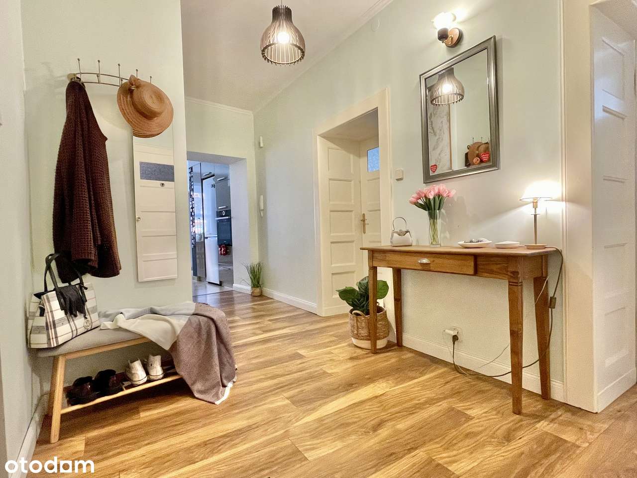 Komfortowe 3-pokojowe Mieszkanie, Garderoba, Dwie Łazienki, Spiżarka-7