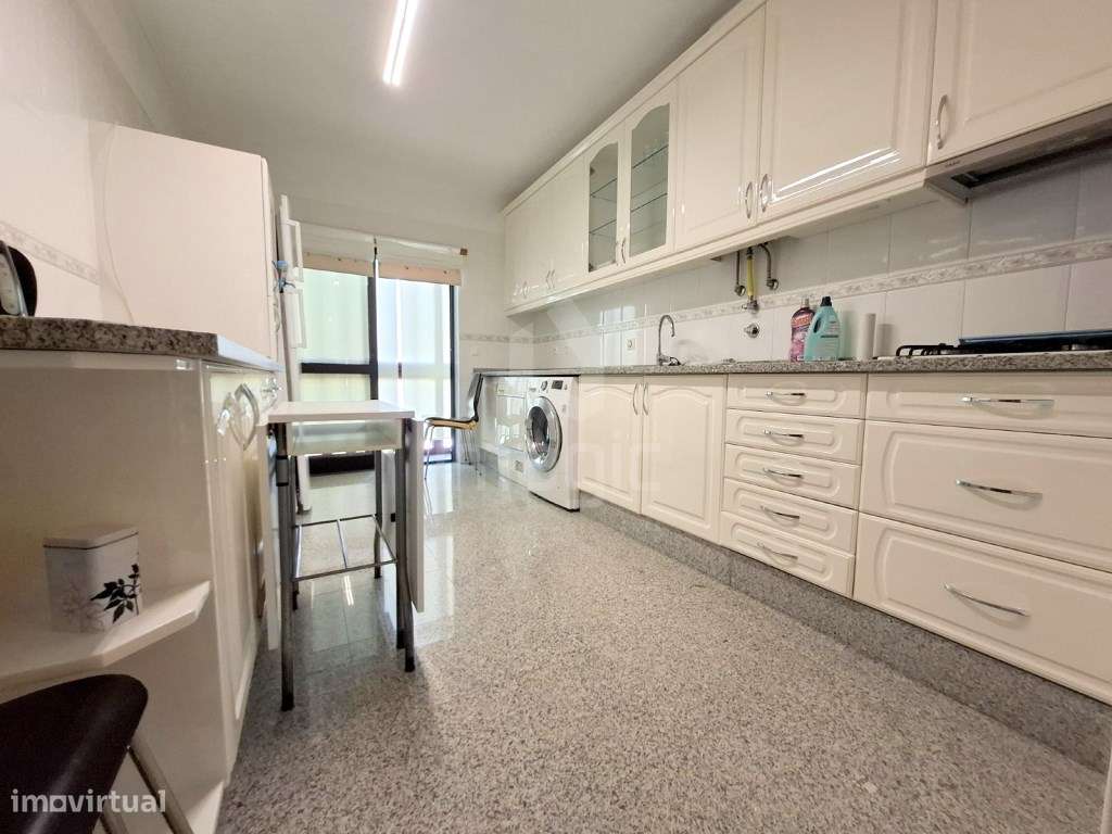 Apartamento T3 usado em Vialonga - Grande imagem: 4/21