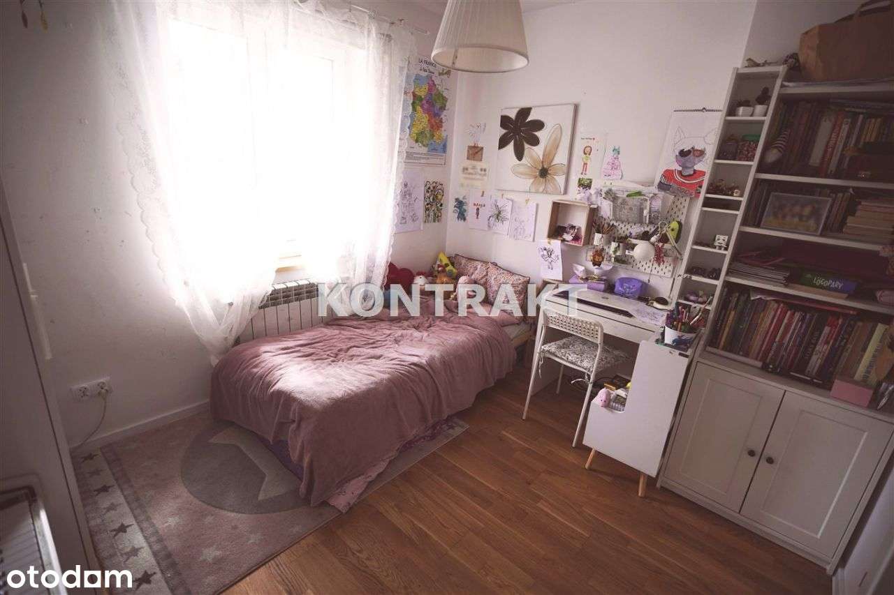 Trzypokojowe mieszkanie w centrum miasta Oświęcim.-9