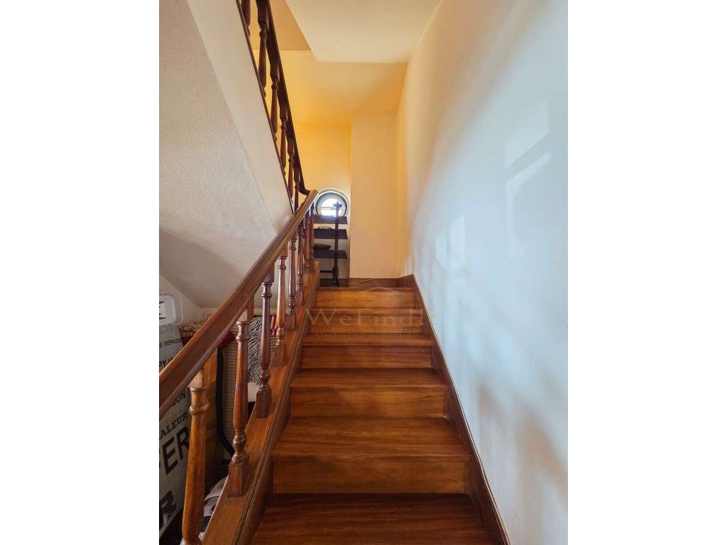 Charmosa moradia T4, na Ericeira, com fantástica vista mar-7