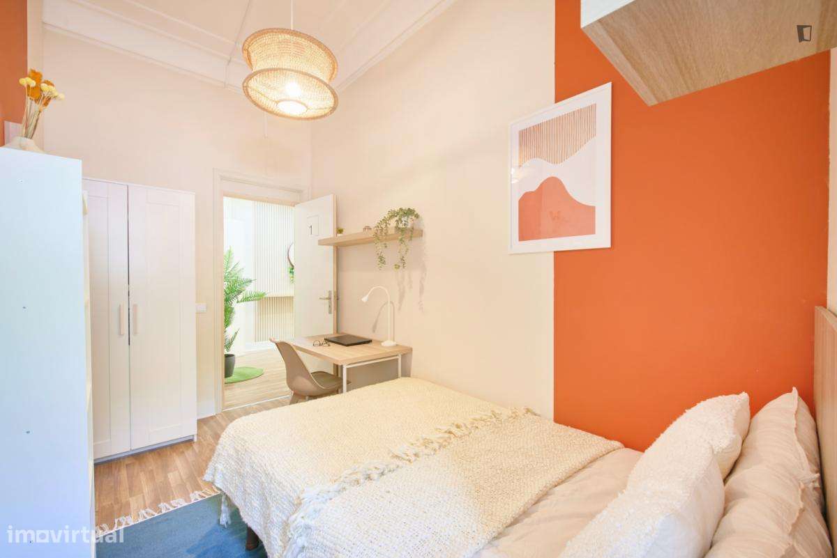 Quarto - localizado em Marquês de Pombal Lisbon - Grande imagem: 5/46