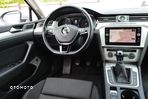 Volkswagen Passat 2.0 TDI BMT Comfortline - 32