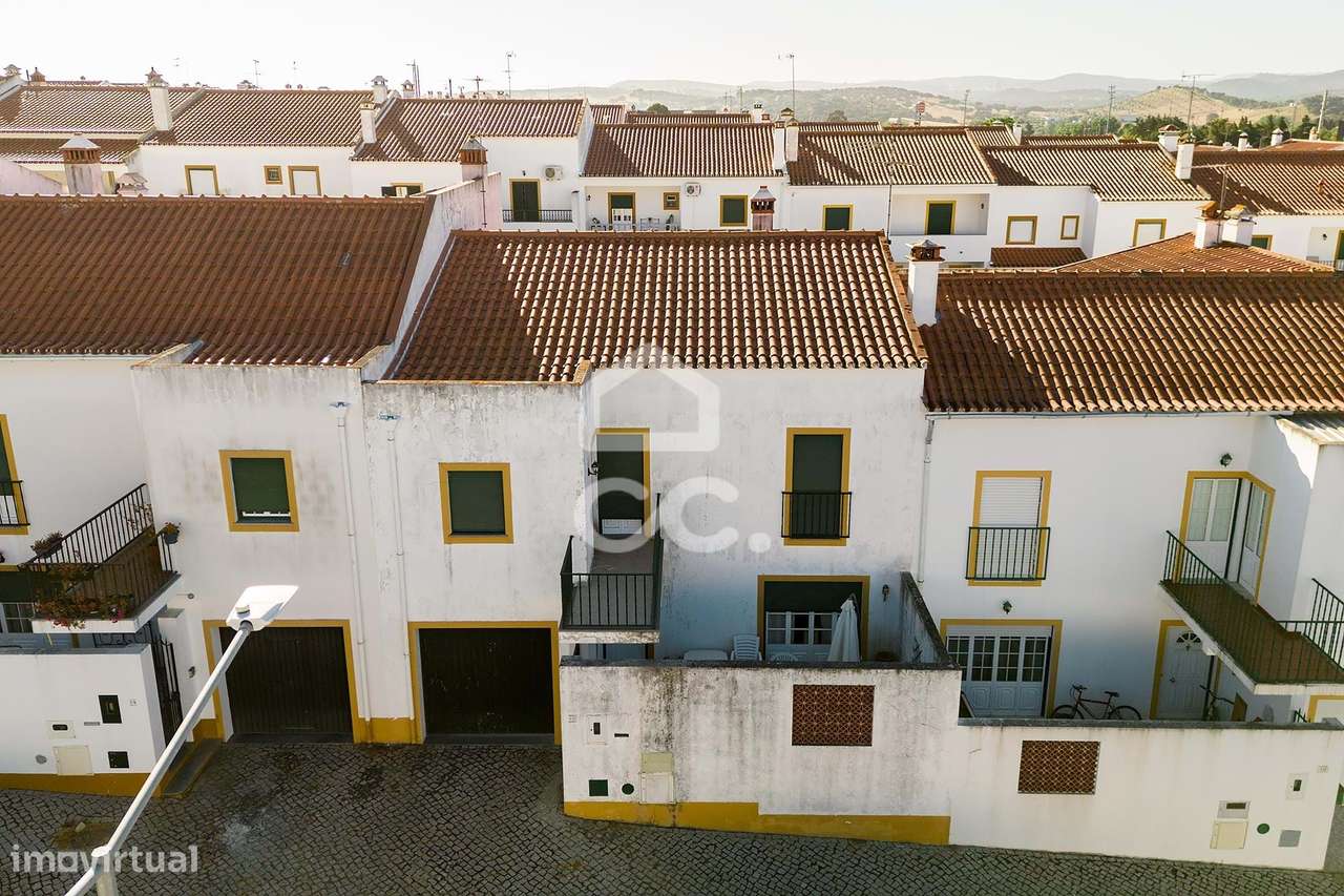 Moradia T3 c/ Logradouro, Garagem e Anexo | Montemor-O-Novo - Grande imagem: 5/13