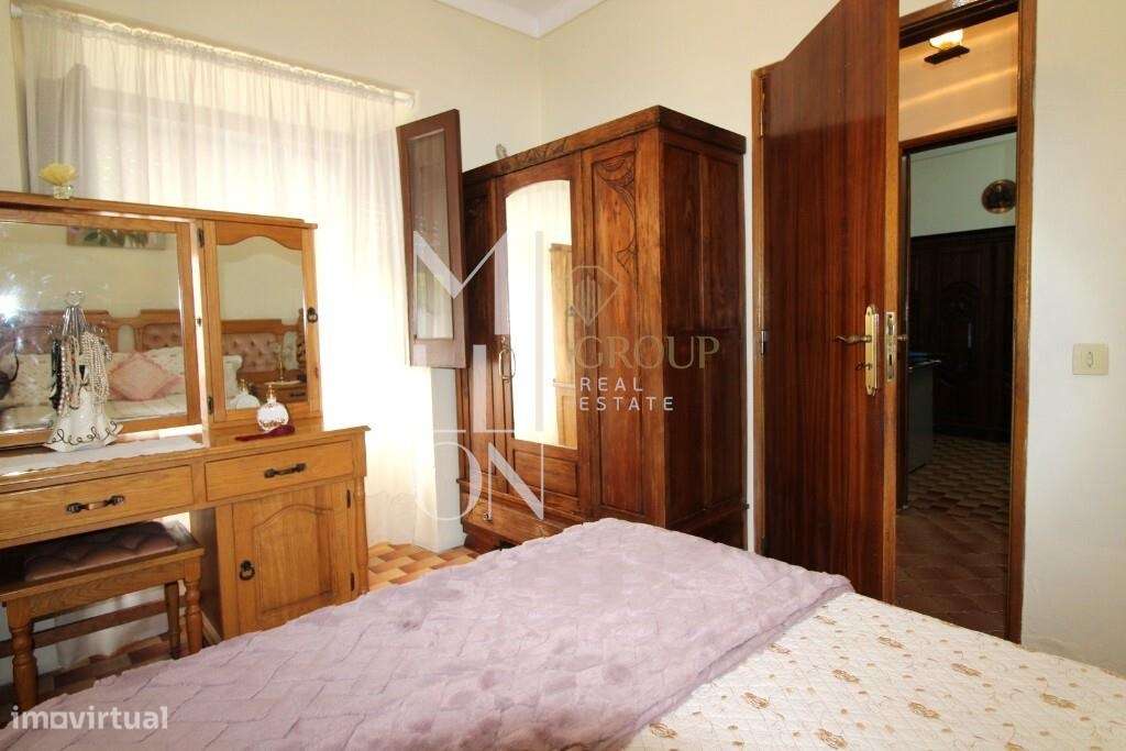 Moradia tradicional T5 com 2 pisos na Vila de Mourão - Alentejo. - Grande imagem: 4/46