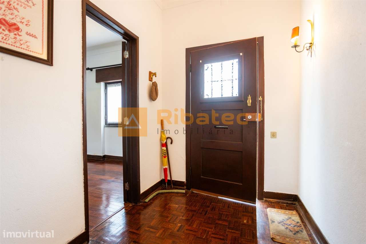 Excelente moradia na Vila de Coruche-11