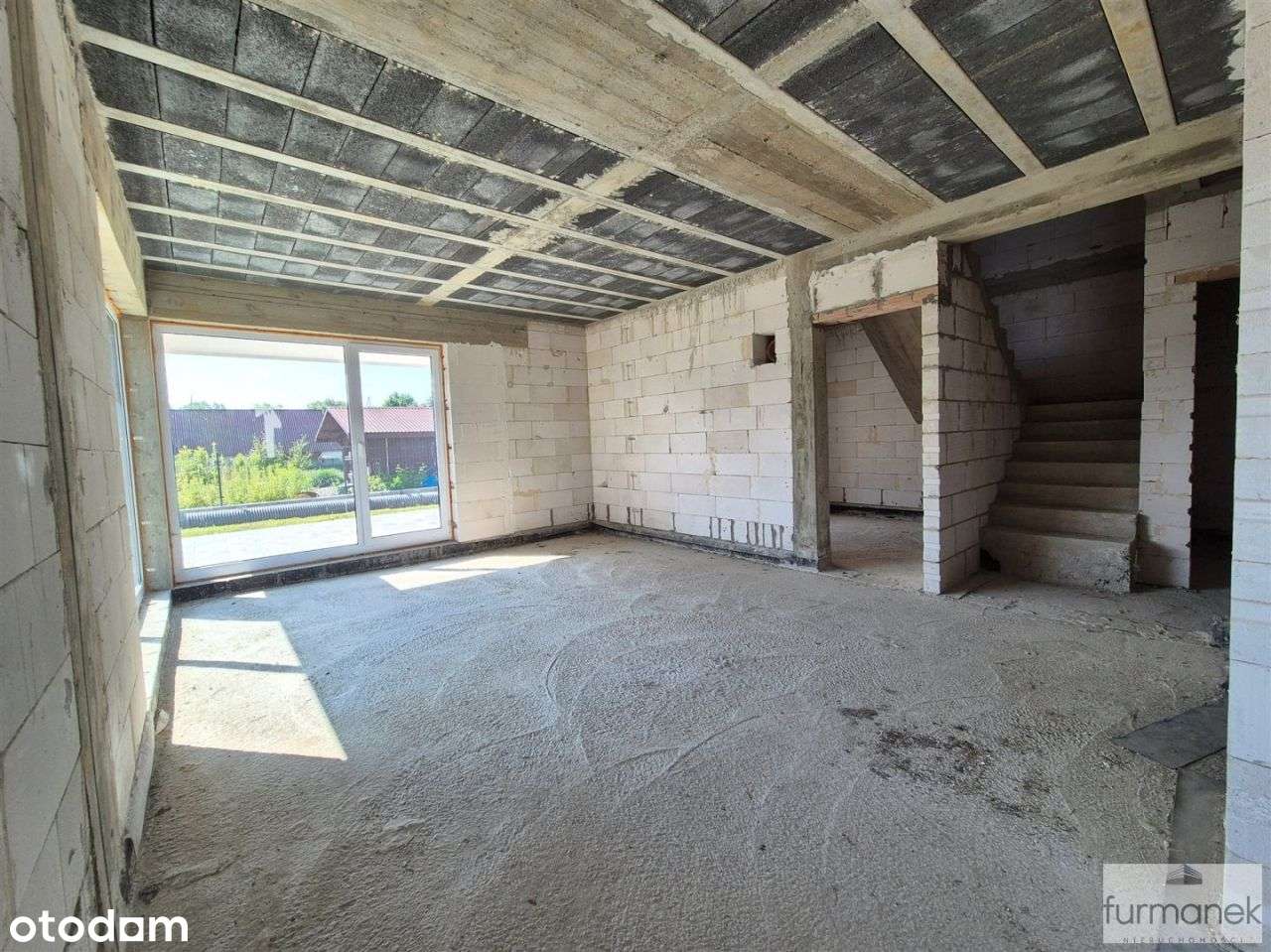 Nowoczesny dom jednorodzinny na nowym osiedlu-13