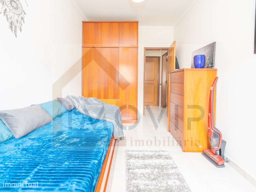 Excelente apartamento T2 no Pinhal NovO-17