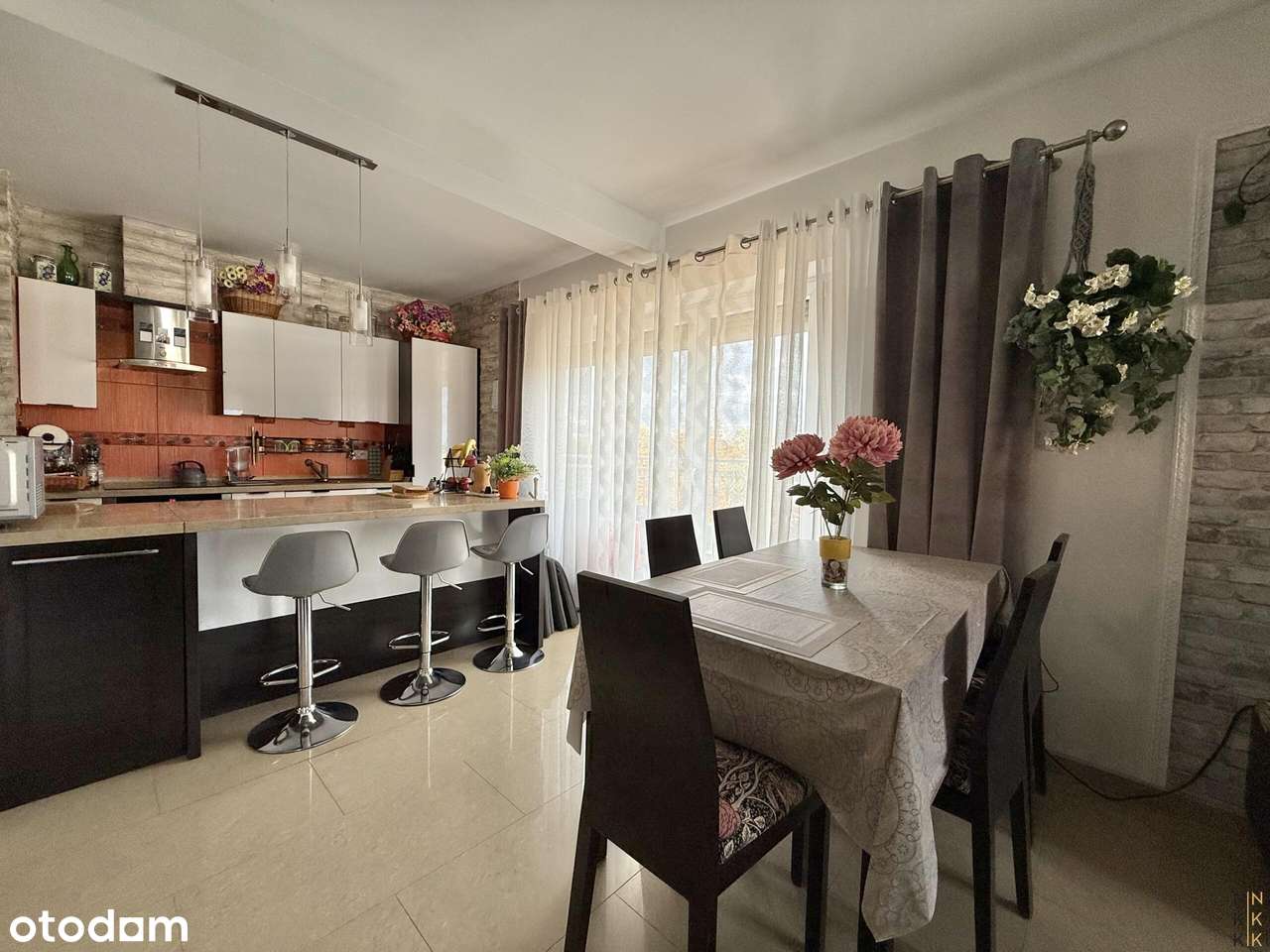 Mieszkanie dwupoziomowe z tarasem / m.parkingowe / Iwiny-3