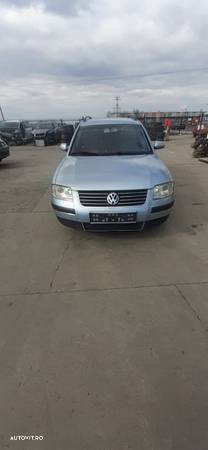 Dezmembram Volkswagen Passat - 1