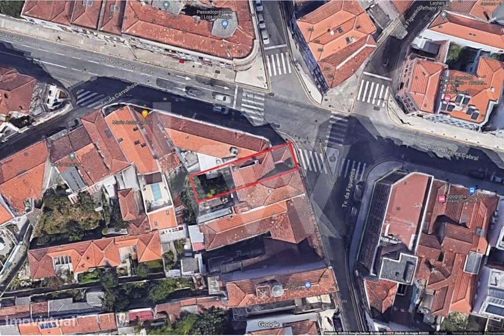 Prédio no centro do Porto com potencial de construção para habitação o - Grande imagem: 2/14