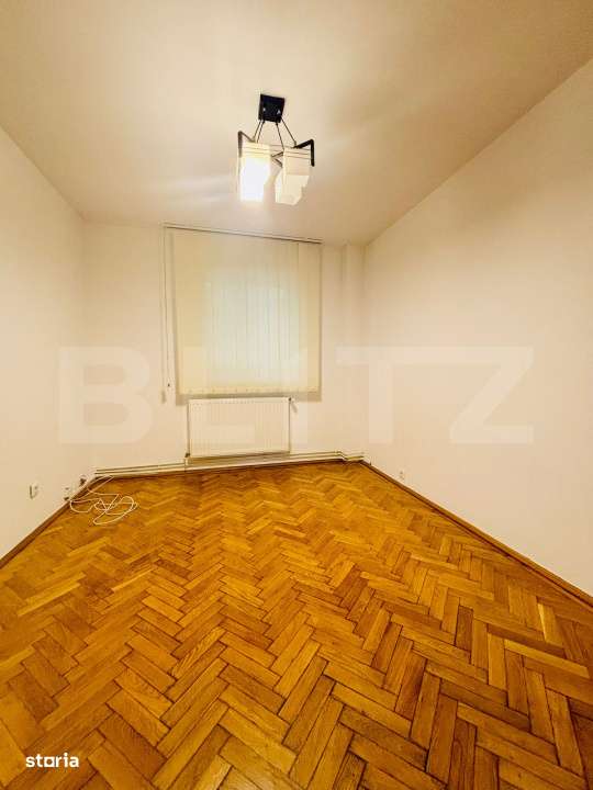 Apartament cu 4 camere, decomandat, cu garaj, zona Medicina - Imagine principală: 4/9