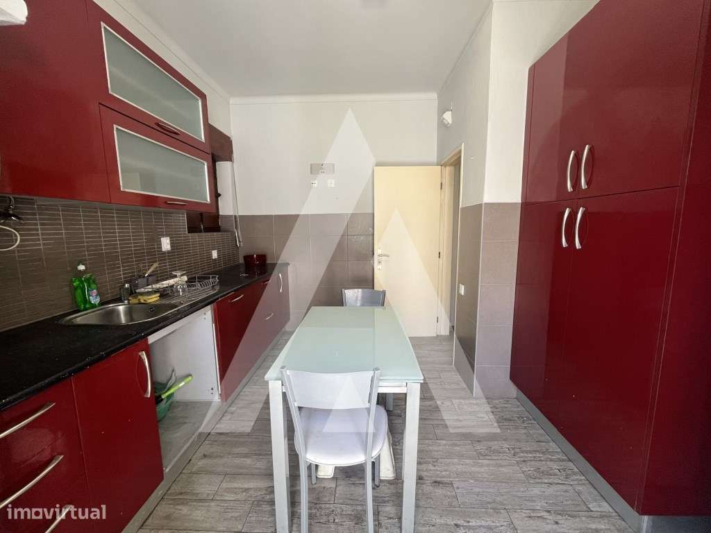 Moradia T4 com quintal e garagem em Arraiolos-13