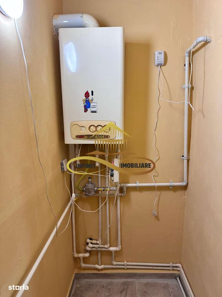 Inchiriez apartament 3 camere, decomandat, Alecu Rousso, Bacau - Imagine principală: 4/6