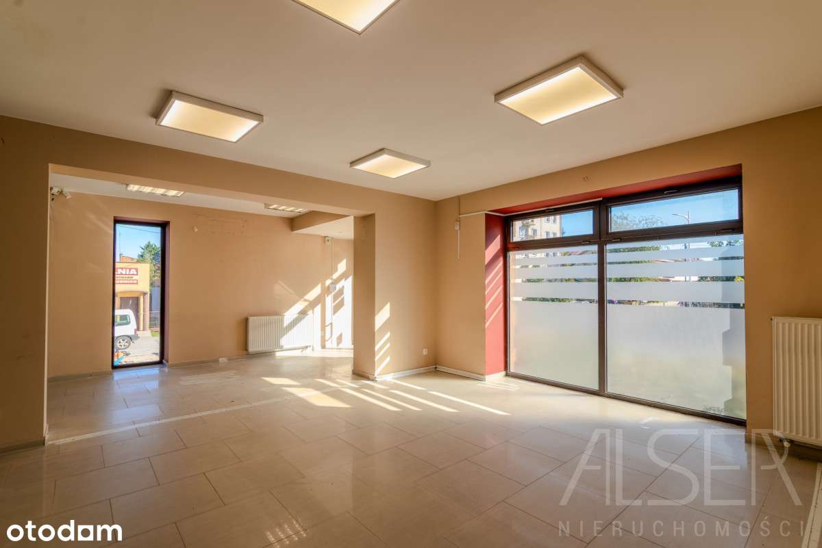 Budynek mieszkalno-usługowy| Róg Pułtuskiej/1 Maja-9