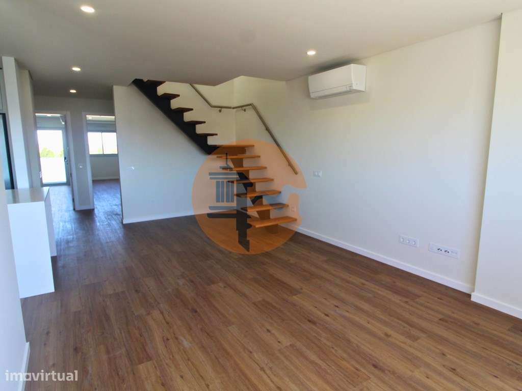 Espetacular apartamento T2 com terraço privado, jacuzzi e vista rio - Grande imagem: 4/35