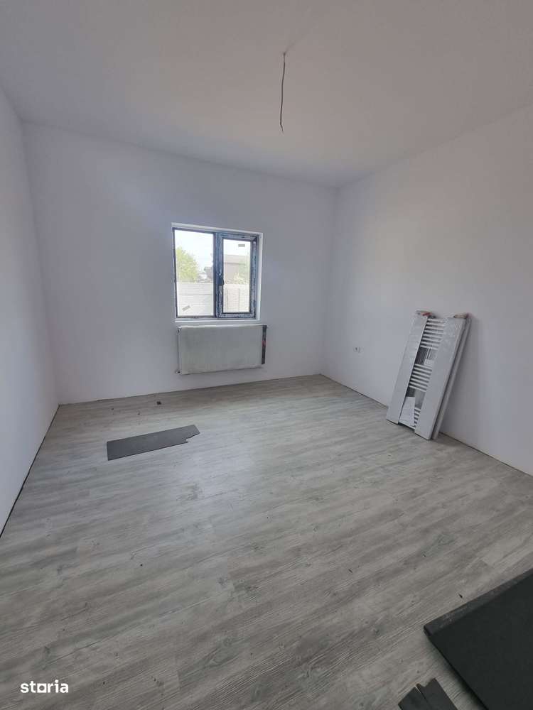 Vila single 5 camere//teren 400mp/utilitati Varteju-6