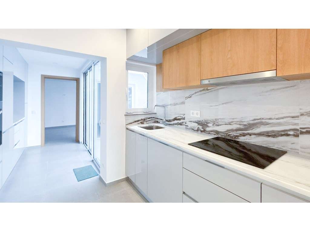 Moradia T6 com Vista Mar Panorâmica no Coração de Lagos - Grande imagem: 4/39