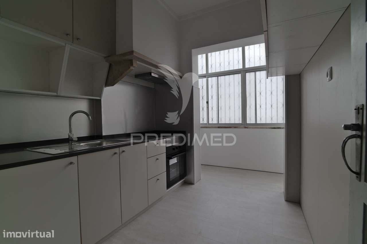 Arrendar apartamento 2 Quartos na rua Elias Garcia, Venteira - Grande imagem: 5/20