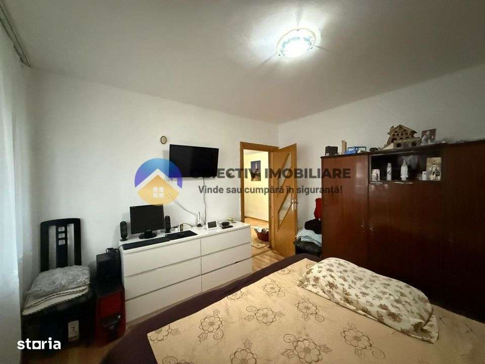 Apartament 3 camere de vanzare – zona centrala – Etaj 1 - Imagine principală: 4/19