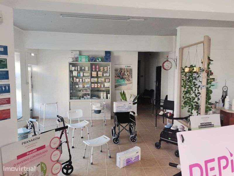 Trespasse de gabinete de podologia com carteira de clientes.-1