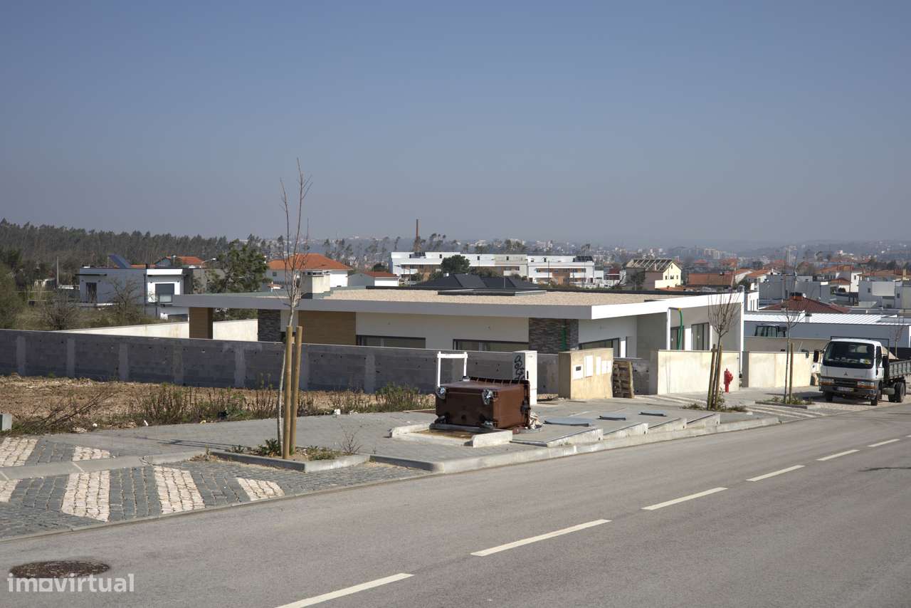 Fantástica moradia T4 nos Parceiros, Leiria - Grande imagem: 5/25