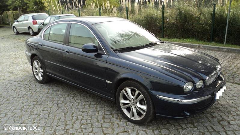 Jaguar X-Type 2.2D Executive 2007 - Para Peças - 2