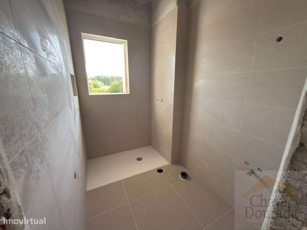 Apartamento T3 com logradouro e garagem - Mealhada-10