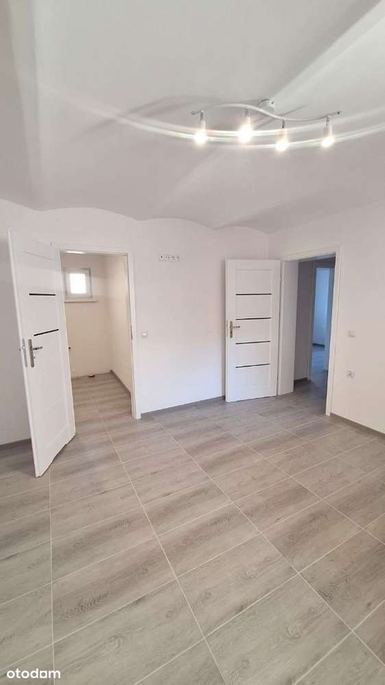 Dom po remoncie gotowy do zamieszkania pod Opolem-8