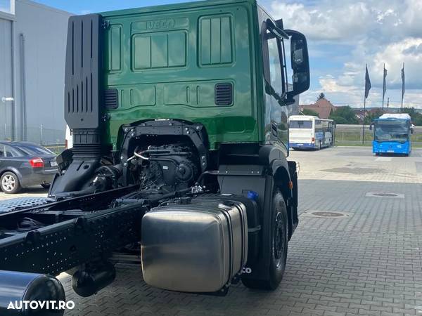 Iveco X-WAY X-WAY AD300X42Z HR ON+ - FF64 - 28