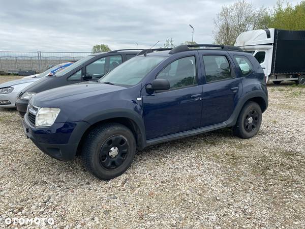 Dacia Duster 1.6 Laureate - 11