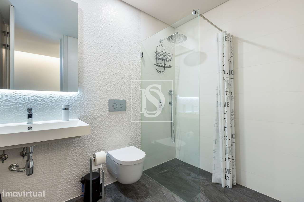 Moradia isolada, com piscina, Sintra-23